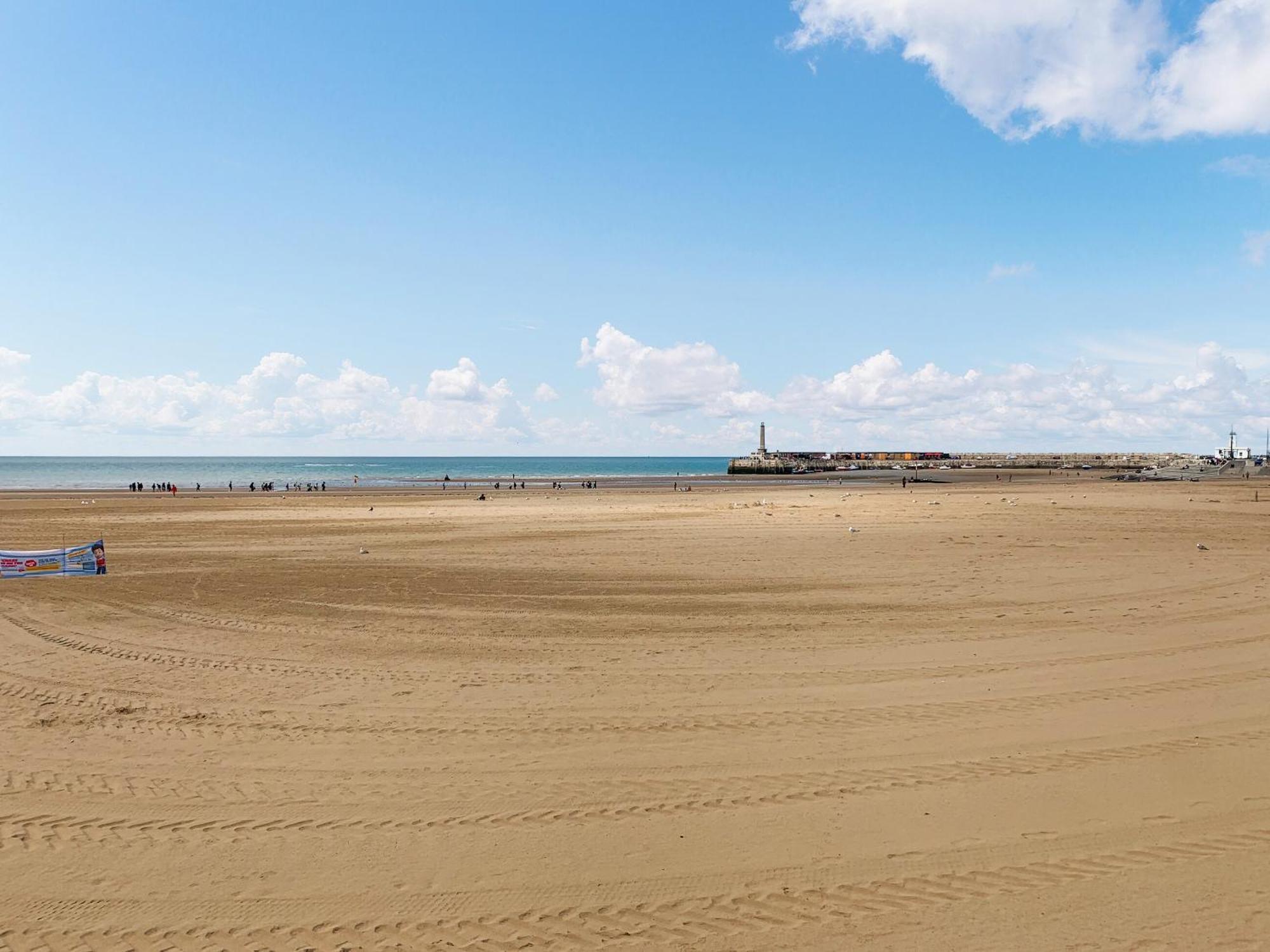 Vitamin Sea Residency Herne Bay Bagian luar foto