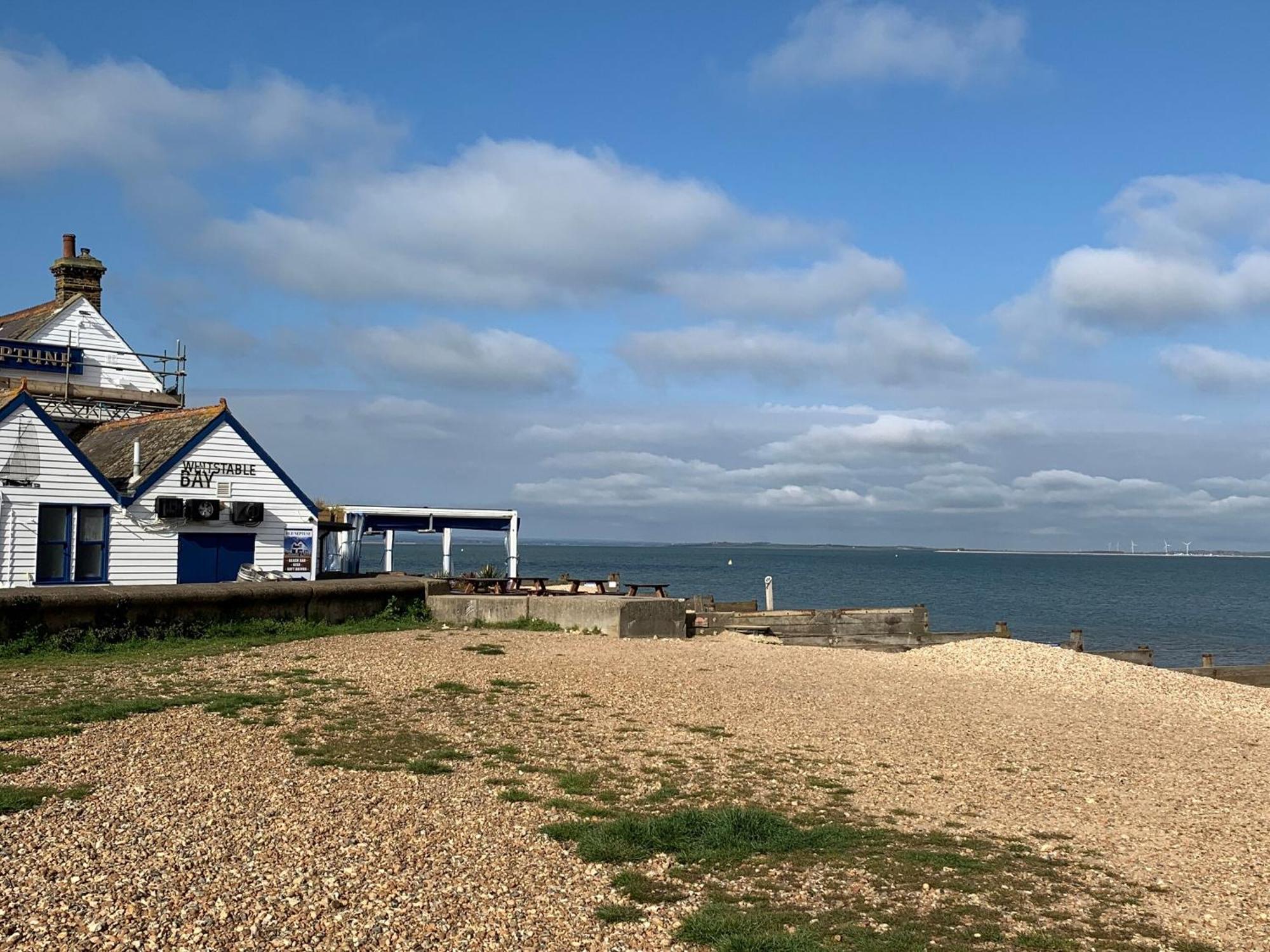 Vitamin Sea Residency Herne Bay Bagian luar foto